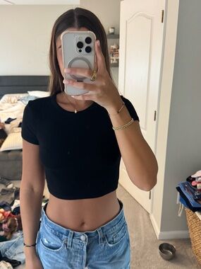 Zara Black Short Sleeve Fitted Crop Top